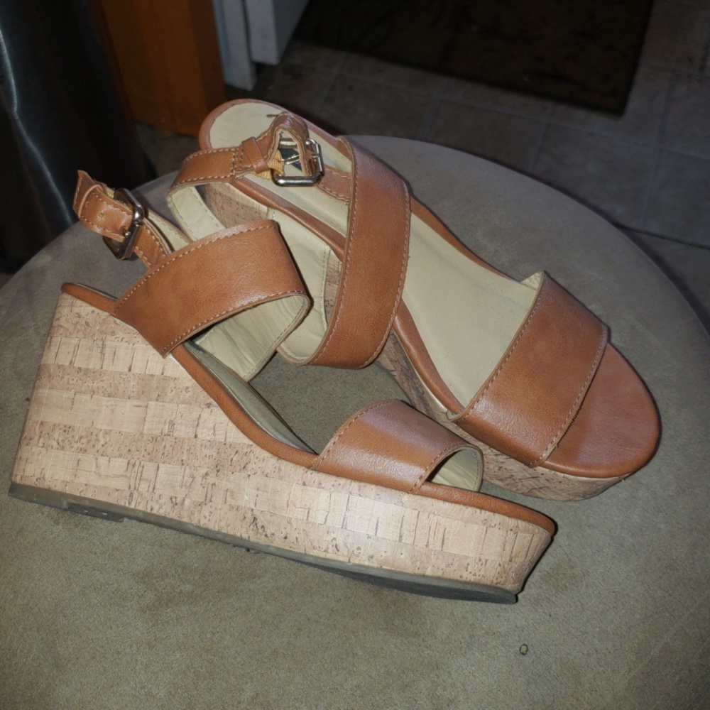 Wedges - Picture 2 of 2